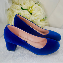 Load image into Gallery viewer, Suede Bridal Shoes