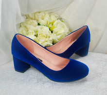 Load image into Gallery viewer, Suede Bridal Shoes
