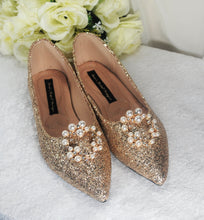 Load image into Gallery viewer, Champagne Bridal Flats