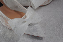 Load image into Gallery viewer, Lace Bow Wedding Shoes UK6/US8.5