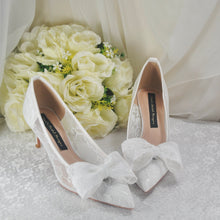 Load image into Gallery viewer, Lace Bow Wedding Shoes UK6/US8.5