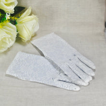 Load image into Gallery viewer, Off White Short Bridal Lace Gloves