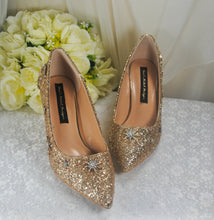 Load image into Gallery viewer, Gold Celestial Bridal Shoes