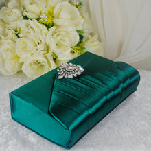 Load image into Gallery viewer, Beautiful Crystal Shoe Clips and Matching Bag