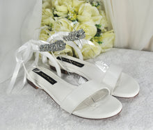 Load image into Gallery viewer, White or Ivory Flat Sandals