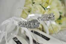 Load image into Gallery viewer, Ivory Flat Sandals Size UK8