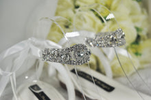 Load image into Gallery viewer, White or Ivory Flat Sandals