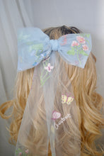 Load image into Gallery viewer, Botanical Wildflower Bow