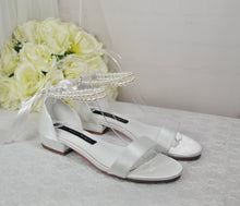 Load image into Gallery viewer, Ivory Satin Flat Summer Sandals Beach Wedding Bridal Shoes with Pearl Ankle Strap