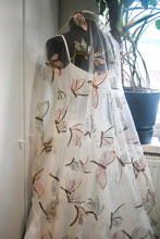 Load image into Gallery viewer, Dragonfly Cathedral Length Veil