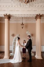 Load image into Gallery viewer, Wedding Pearl Veil - 75-500cm