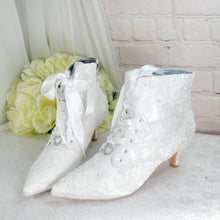 Load image into Gallery viewer, Kitten 6cm Heel Boots