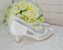 Load image into Gallery viewer, Kitten Heel Lace Bridal Shoes UK5/US7.5