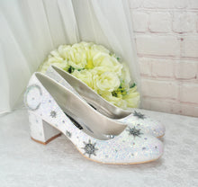 Load image into Gallery viewer, Celestial Block Heel Shoes