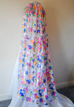 Load image into Gallery viewer, MulitColoured Floral Bridal Veil