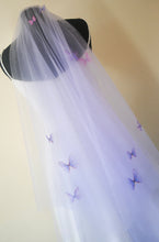 Load image into Gallery viewer, Pastel Lilac Purple Bridal Veil with 3D Butterflies, 2-tier Wedding Veil with Silk Butterfly