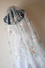 Load image into Gallery viewer, Champagne Wedding Veil Floral Embroidered Wild Rose