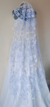 Load image into Gallery viewer, Blue Flower Floral Veil