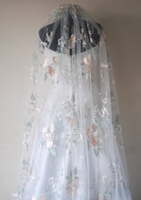 Load image into Gallery viewer, Champagne Wedding Veil Floral Embroidered Wild Rose Bridal Accessory Unique Veil with Comb