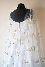 Load image into Gallery viewer, Wildflower Bridal Cape