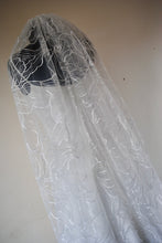 Load image into Gallery viewer, Morning Glory' embroidered veil