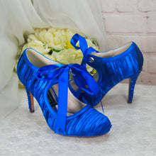 Load image into Gallery viewer, LAST ONE - Vintage Mary Jane Booties UK6/US8.5