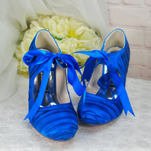 Load image into Gallery viewer, LAST ONE - Vintage Mary Jane Booties UK6/US8.5