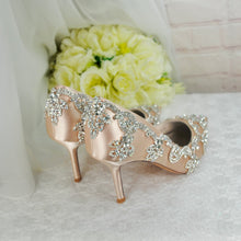 Load image into Gallery viewer, Crystal Trim Wedding Shoes