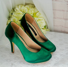 Load image into Gallery viewer, Classic Satin Round Toe Court Shoes