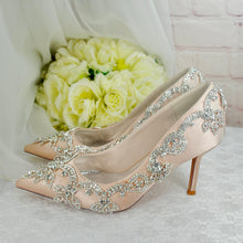 Load image into Gallery viewer, Crystal Trim Wedding Shoes