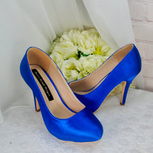 Load image into Gallery viewer, Classic Satin Round Toe Court Shoes