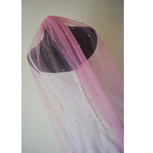Load image into Gallery viewer, Wedding Pearl Veil – Pink Pearl Bridal Tulle Veil with Silver Comb, 130cm Waltz Length