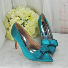 Load image into Gallery viewer, Stunning Teal Satin Heels Clutch Bag Fascinator Hat