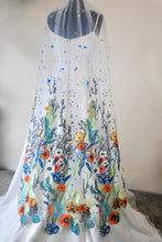 Load image into Gallery viewer, Floral Embroidered Wedding Veil - 120cm