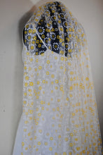 Load image into Gallery viewer, Sunflower Wedding Veil
