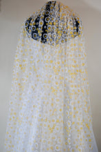 Load image into Gallery viewer, Sunflower Wedding Veil