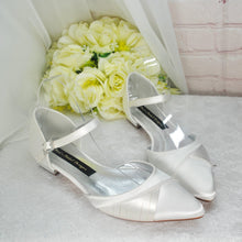 Load image into Gallery viewer, Flat Satin Sandals Size UK5/US7.5