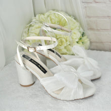 Load image into Gallery viewer, SILK - White Wedding Block Heel Sandals - Size UK5/US7.5