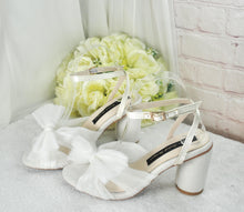 Load image into Gallery viewer, SILK - White Wedding Block Heel Sandals - Size UK5/US7.5