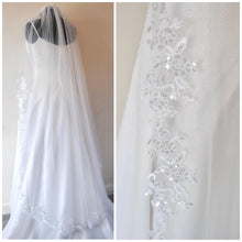Load image into Gallery viewer, Light Ivory Lace Edge Bridal Veils, Sequin Embroidered 150cm Wedding Veil Handmade simple soft tulle veil with lace and comb