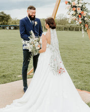 Load image into Gallery viewer, Secret Garden wildflower veil