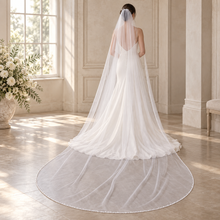 Load image into Gallery viewer, Luxury Pearl & Crystal Beaded Edge Bridal Veil – White or Ivory, 100–300 cm