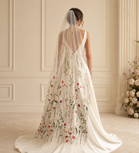 Load image into Gallery viewer, Secret Garden wildflower veil - 150cm Waltz Length