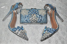 Load image into Gallery viewer, Elsa