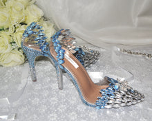 Load image into Gallery viewer, Elsa