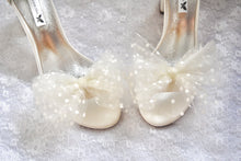 Load image into Gallery viewer, Organza Polka Shoe Bow Clips
