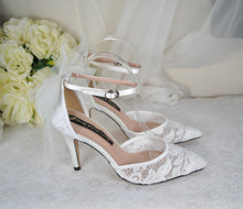 Load image into Gallery viewer, Lace Bridal Shoes | Tulle Bridal Bow