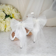 Load image into Gallery viewer, Lace Bridal Shoes | Tulle Bridal Bow