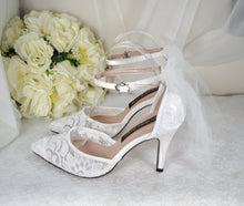 Load image into Gallery viewer, Lace Bridal Shoes | Tulle Bridal Bow
