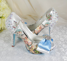 Load image into Gallery viewer, Alice in Wonderland